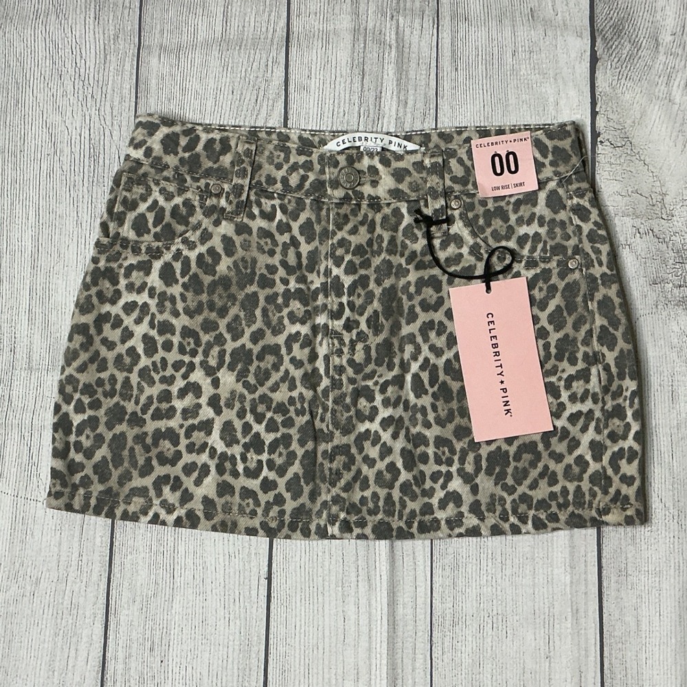 Celebrity Pink Low Rise Animal Print Denim Mini Skirt Women 00 NWT